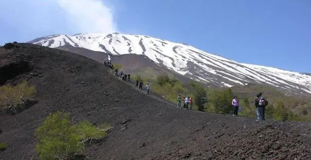 Villa Caterina, Alle Pendici Del Vulcano Etna Viagrande 0*,