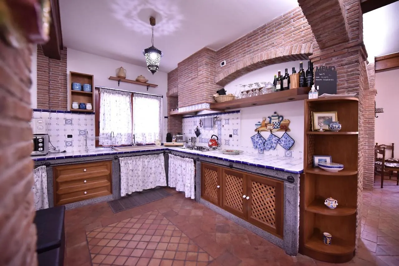 Villa Caterina, Alle Pendici Del Vulcano Etna Viagrande 0*,  Italien